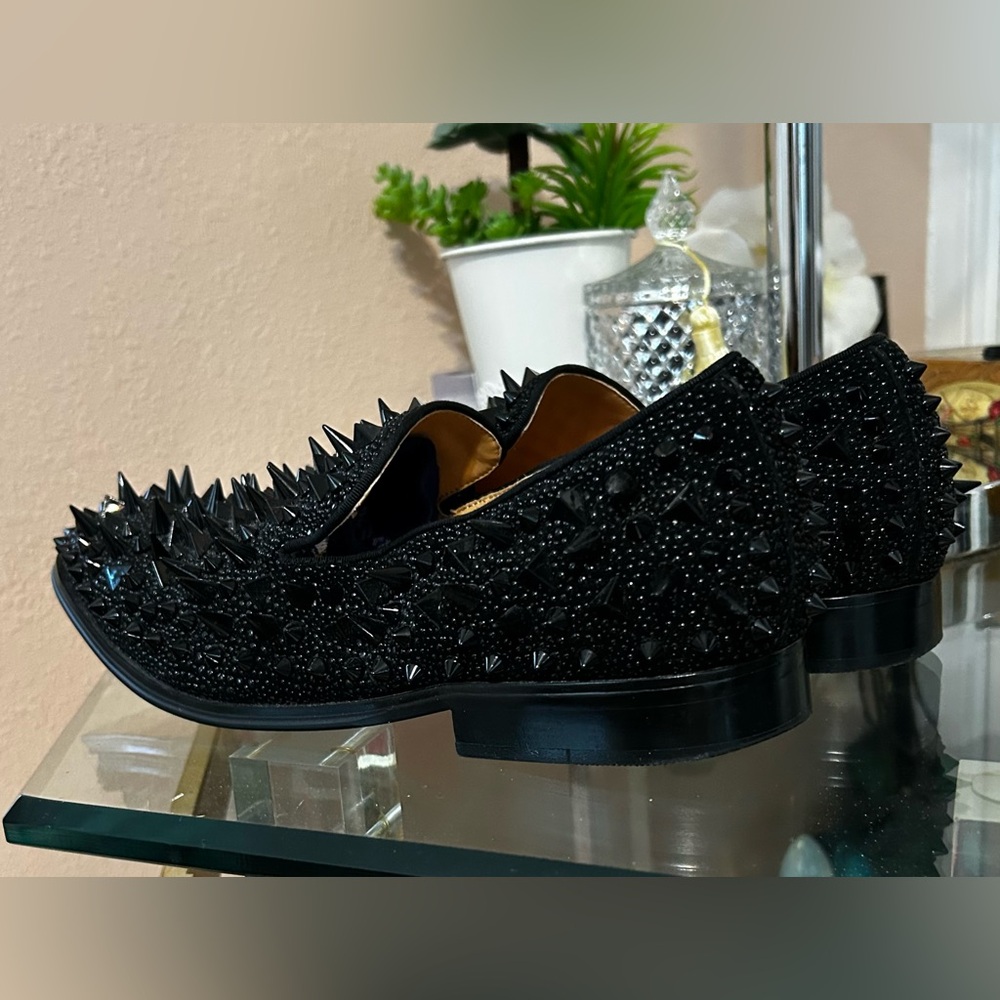 Black with Red Bottom Soles Spiked Studded Rivets Slip On Dress Shoes/Loafers 41 - Picture 10 of 16